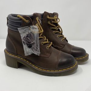 Dr. Marten women boots size 8 new